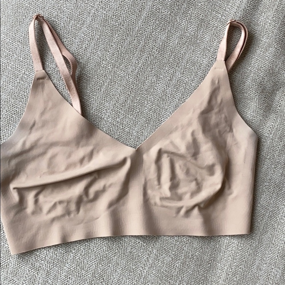 True & Co True Body Triangle Convertible Strap Bra